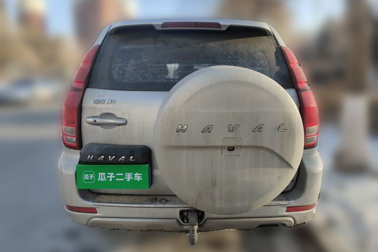 Used Haval H9 2015 2.0T Four-Wheel Drive Luxury 7-Seater Rear