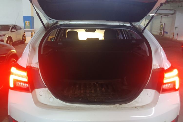 Used Geely Auto Vision S1 2019 Upgraded Model 1.5L CVT Luxury Version Trunk