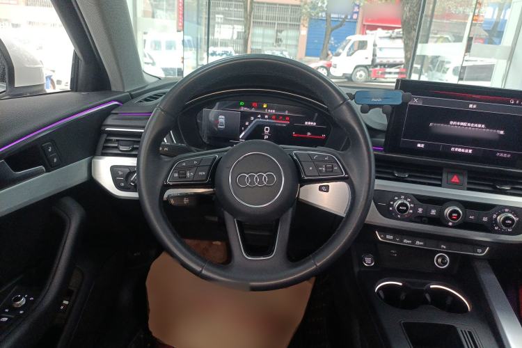 Used Audi A4L 2022 40 TFSI Fashion Dynamic Model
