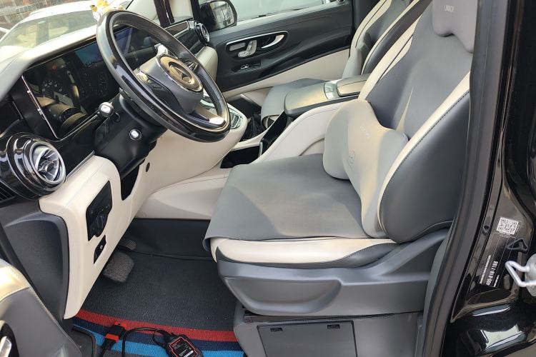 Used Mercedes-Benz Vito 2021 2.0T Business Version 7 Seats Left Front Seat