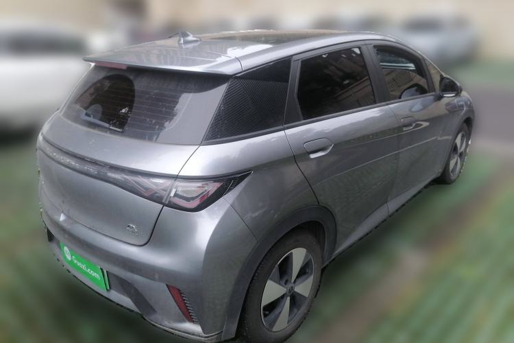 Used BYD Dolphin 2023 420 km Fashion Edition
