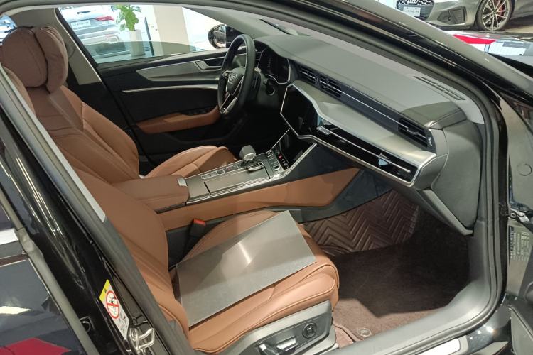 Used Audi A6L 2024 45 TFSI Prestige Elegant Edition
