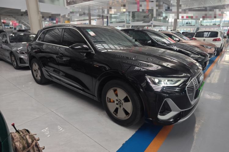 Used Audi e-tron 2021 50 quattro Luxury Edition
