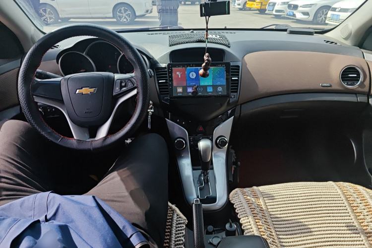 Used Chevrolet Cruze 2013 Hatchback 1.6L Automatic Luxury Model
