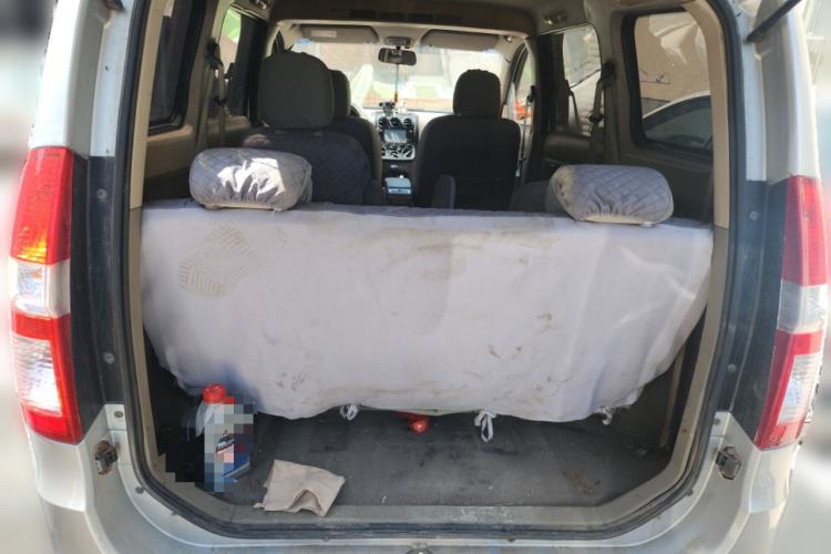 Used Wuling Hongguang 2010 1.4L Standard Version Trunk