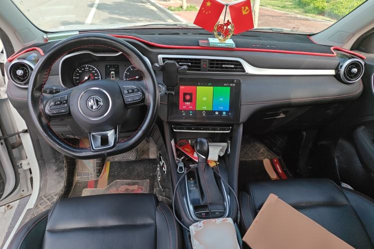 Used MG ZS 2020 180 DVVT Automatic Lite Center Console