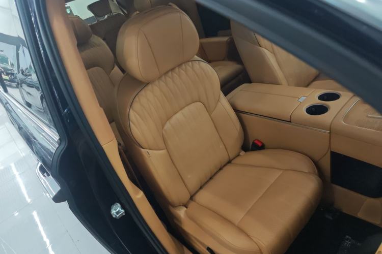 Used VOYAH Dream 2025 PHEV Four-Wheel-Drive Flagship Kunpeng Edition