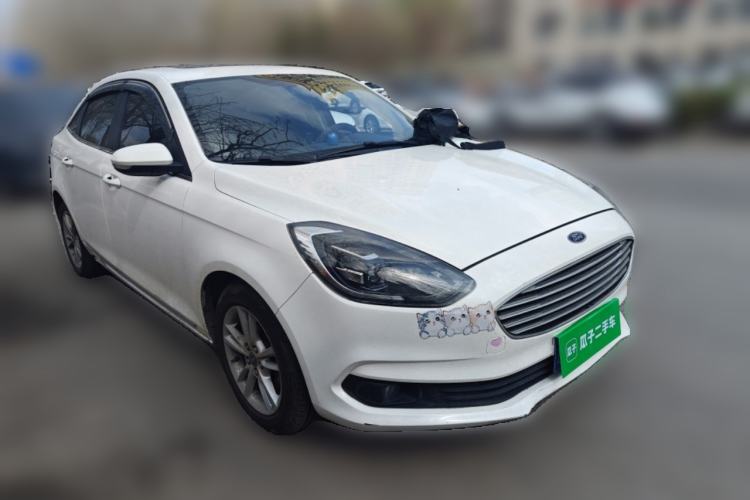 Used Ford Escort 2019 Revised Version 1.5L Automatic Enjoyment Type China VI Standard Front Right 45 Deg