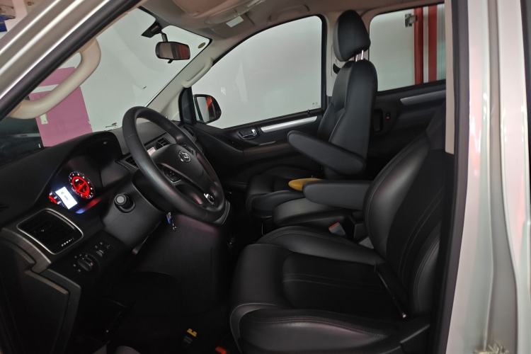 Used SAIC MAXUS G10 2021 2.0T Automatic Elite Edition Gasoline 7-Seater