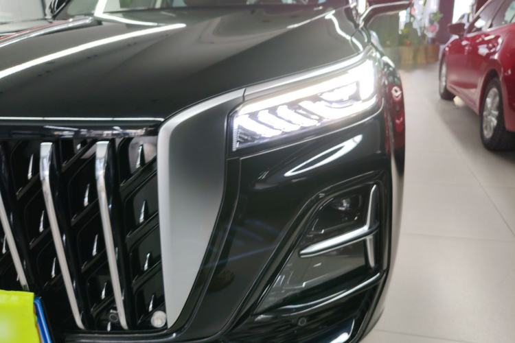 Used Hongqi HS5 2025 2.0T Two-Wheel Drive Flagship Pro Edition Left Front Headlight