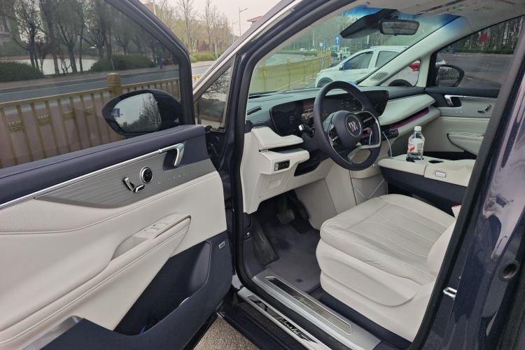 Used Buick GL8 New Energy 2026 Model Lu Zun Luxury Edition Driver Seat