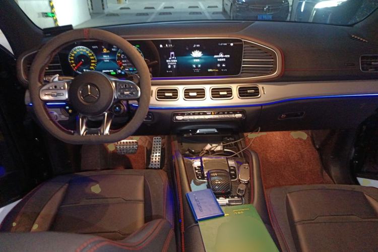 Used Mercedes-Benz GLE AMG 2022 AMG GLE 53 4MATIC+ Center Console