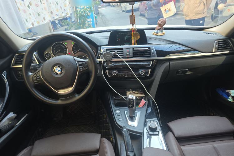 Used BMW 3 Series 2018 320Li Fashion Model
