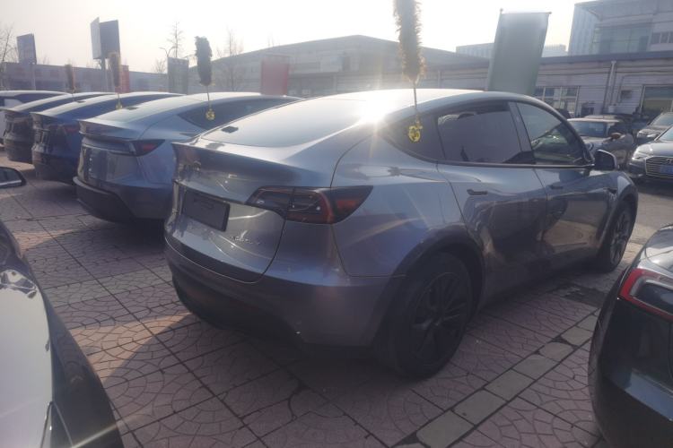 Used Tesla Model Y 2024 Rear-Wheel-Drive Version