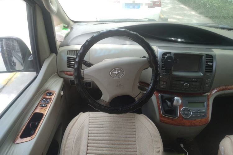 Used JAC Group Refine M5 2012 2.0T Gasoline Manual Business Edition
