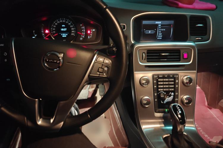 Used Volvo S60 2018 S60L T3 Smart Progress Edition