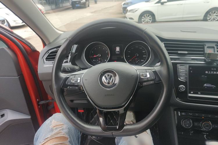 Used Volkswagen Tiguan L 2018 330TSI Automatic Two-Wheel Drive Flagship Edition
