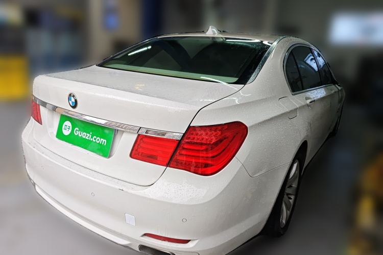 Used BMW 7 Series 2009 730Li Luxury Model Rear Right 45 Deg