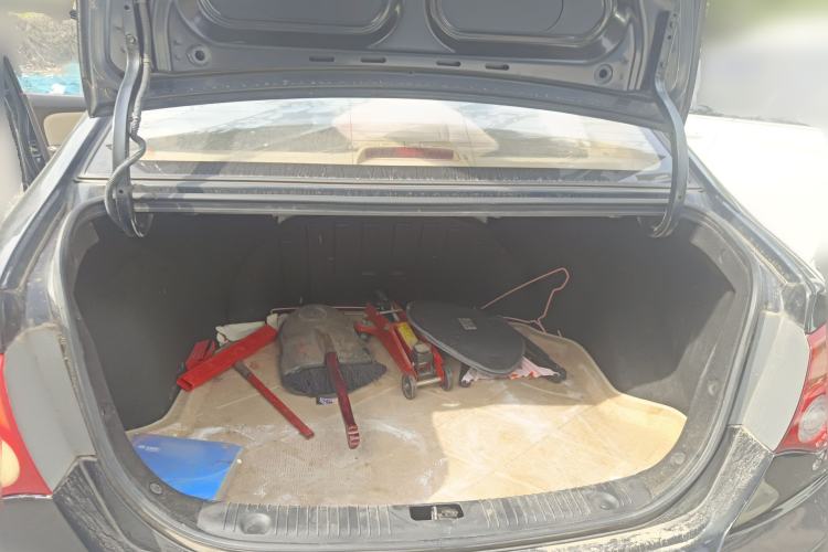 Used Hyundai Celesta 2010 1.6L MT GL Trunk