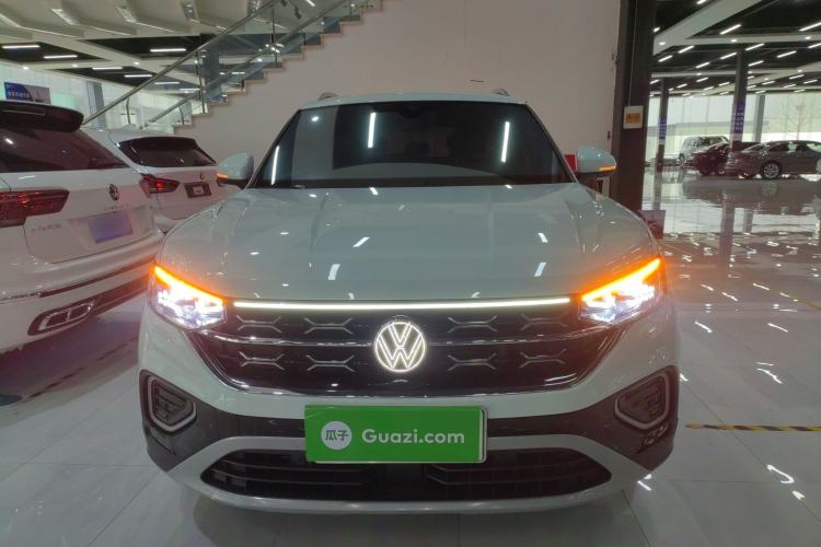 Used Volkswagen Tayron 2023 330TSI Two-Wheel-Drive Luxury Plus Advanced Version Front