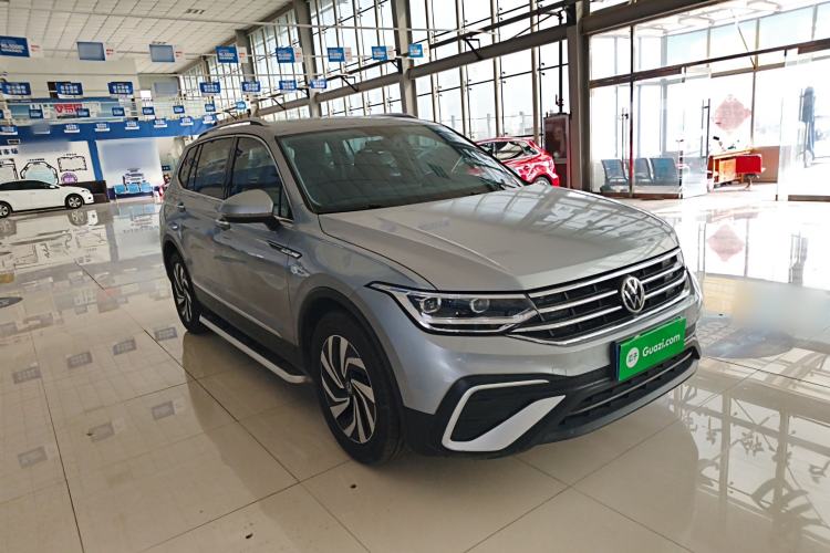 Used Volkswagen Tiguan L 2022 330TSI Automatic Two-Wheel Drive Smart Edition Exterior 1