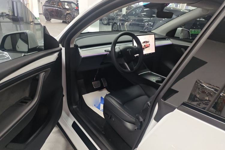 Used Tesla Model Y 2024 Rear-Wheel-Drive Version
