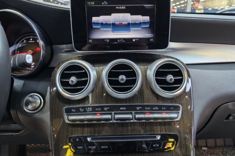 Used Mercedes-Benz GLC 2019 GLC 260 4MATIC Dynamic Edition
