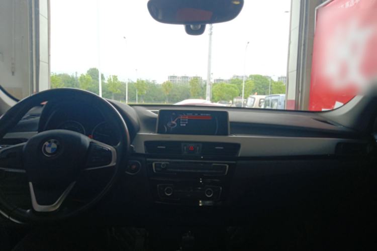 Used BMW X1 2016 sDrive18Li Fashion Model Center Console