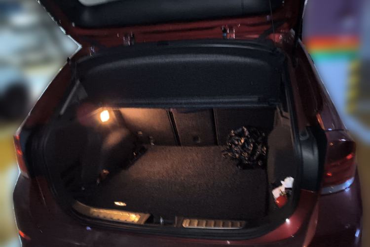 Used BMW X1 2015 xDrive20i Fashion Model Trunk