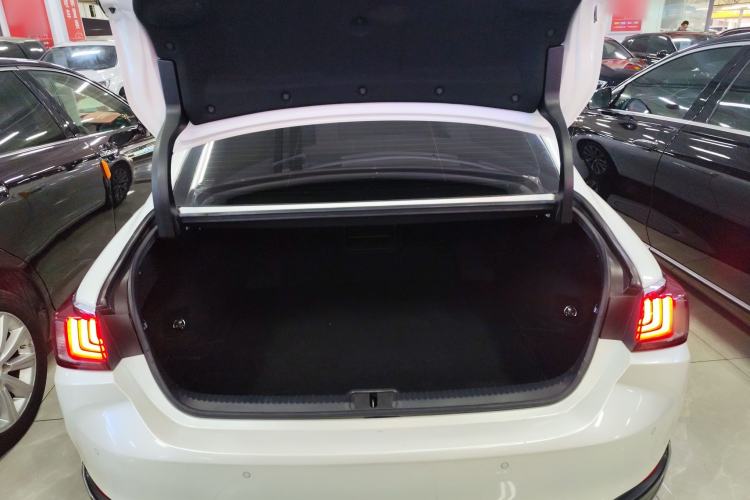 Used Lexus ES 2021 300h Excellence Edition
