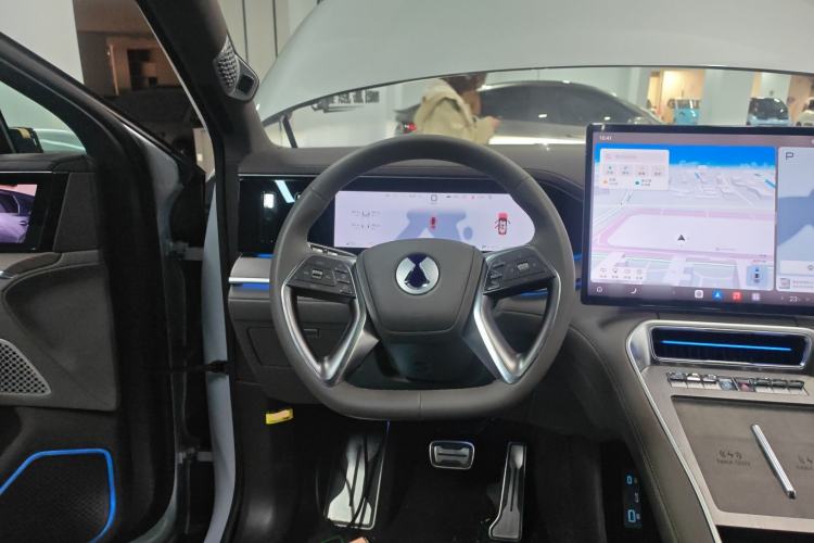 Used Denza N9 2025 Flagship Model
