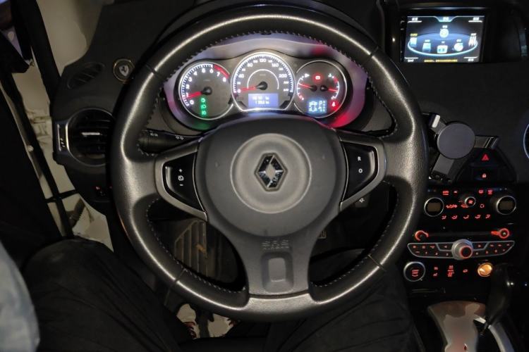 Used Renault Koleos 2013 2.5L 4x4 Comfort Edition Steering Wheel