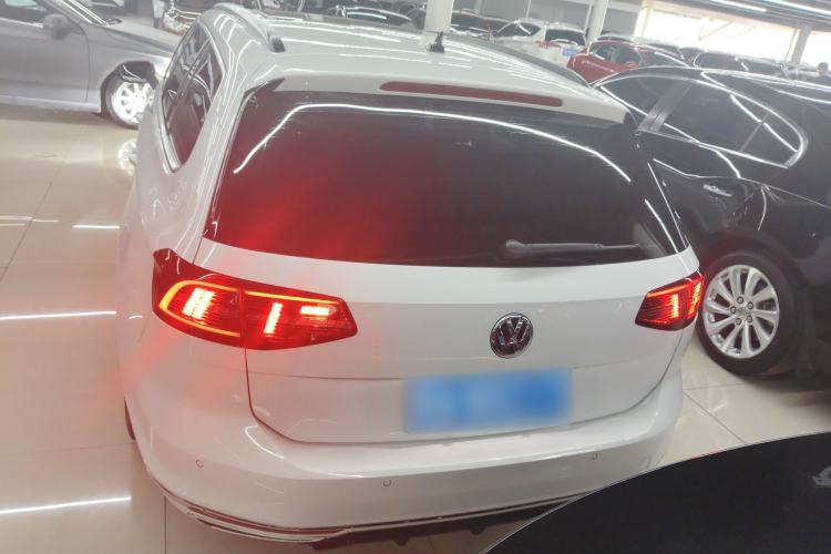 Used Volkswagen Variant 2016 380TSI Two-Wheel-Drive Style Edition Rear