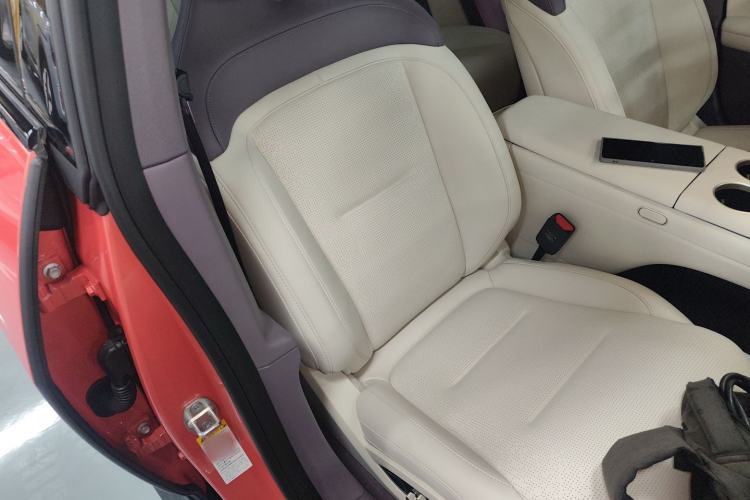 Used Avatr 06 2025 Pro Range-Extended Edition Right Front Seat