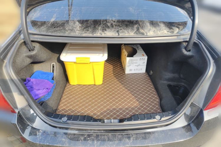 Used BMW 5 Series 2013 525Li Luxury Model