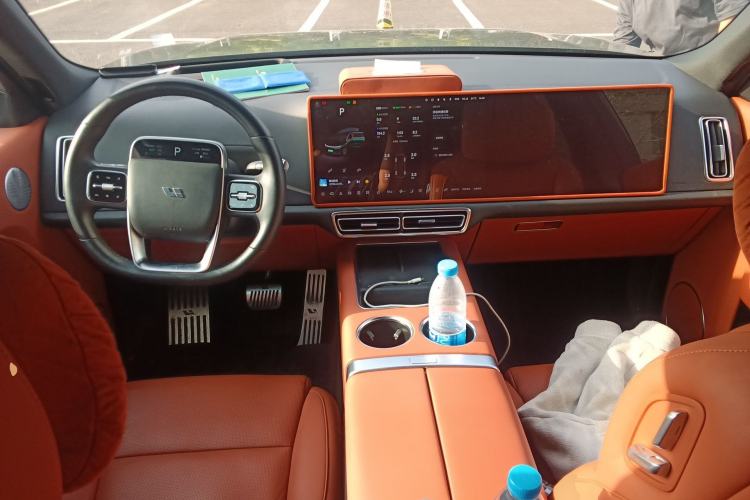 Used Li Auto L9 2022 Max model
