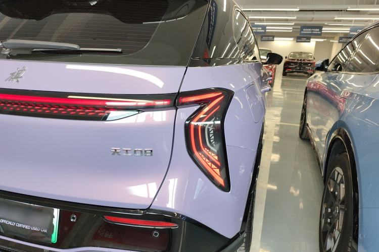 Used Hongqi Tiangong 08 2025 680 Ultra Four-Wheel-Drive Version
