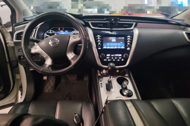 Used Nissan Murano 2017 2.5L XL Two-Wheel Drive Smart Edition Center Console