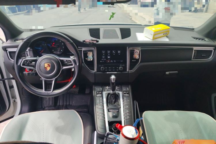 Used Porsche Macan 2017 Macan 2.0T Center Console
