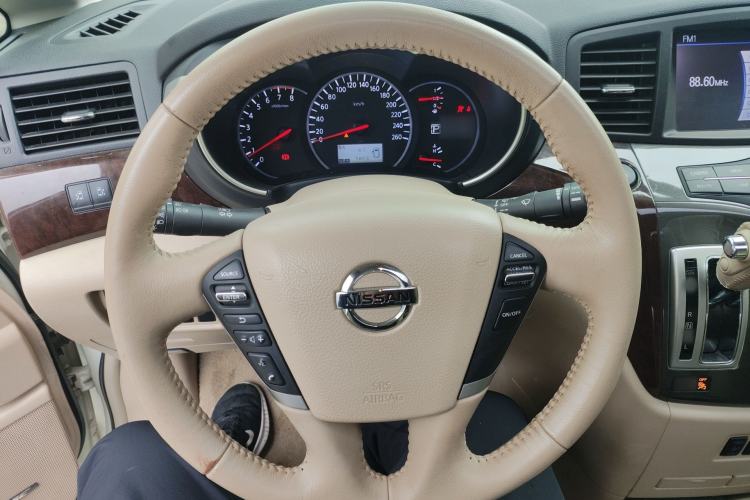 Used Nissan Quest 2015 3.5L SL
