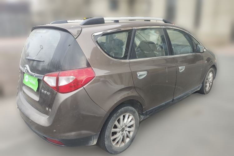 Used JAC Group Refine M2 2013 1.5L Manual Luxury 5-Seater