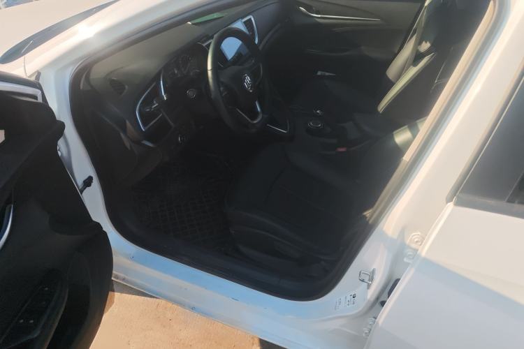 Used Buick GT 2018 18T Automatic Elite Model