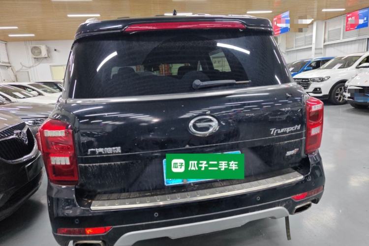 Used GAC Trumpchi GS8 2017 320T Two-Wheel Drive Luxury Smart Connectivity Version (7 Seats)
