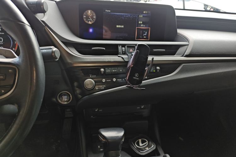 Used Lexus ES 2020 200 Excellence Edition