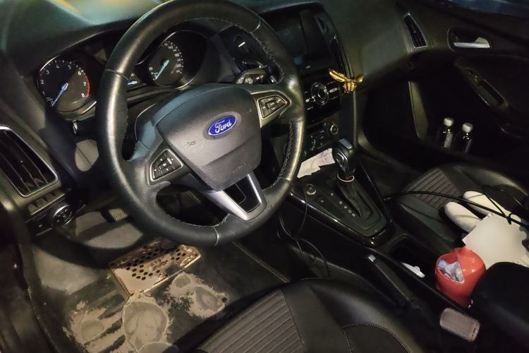 Used Ford Focus 2017 Hatchback EcoBoost 125 Automatic - Ultra-Powerful Style Edition with Smart Drive Features
