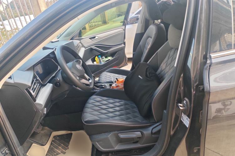 Used Volkswagen Sagitar 2025 300TSI DSG Excellence Edition Left Front Seat