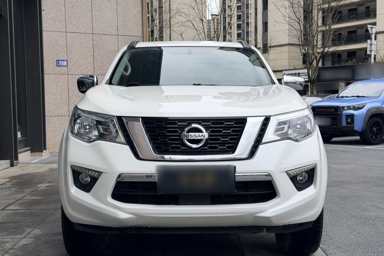 Used Nissan Terra 2018 2.5L Automatic 2WD Luxury Edition
