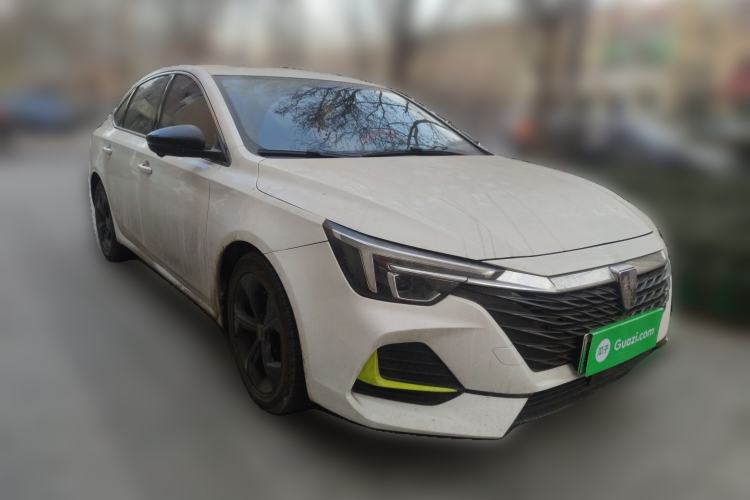 Used Roewe i6 MAX New Energy 2020 1.5T PHEV Sporty Cool Edition Front Right 45 Deg