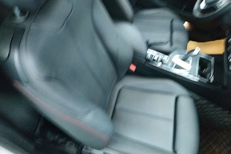 Used BMW 2 Series (Import) 2018 220i Convertible Coupe Sports Design Package
