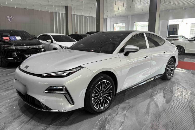 Used Geely Galaxy 8 2025 130km EM-i Deluxe Edition